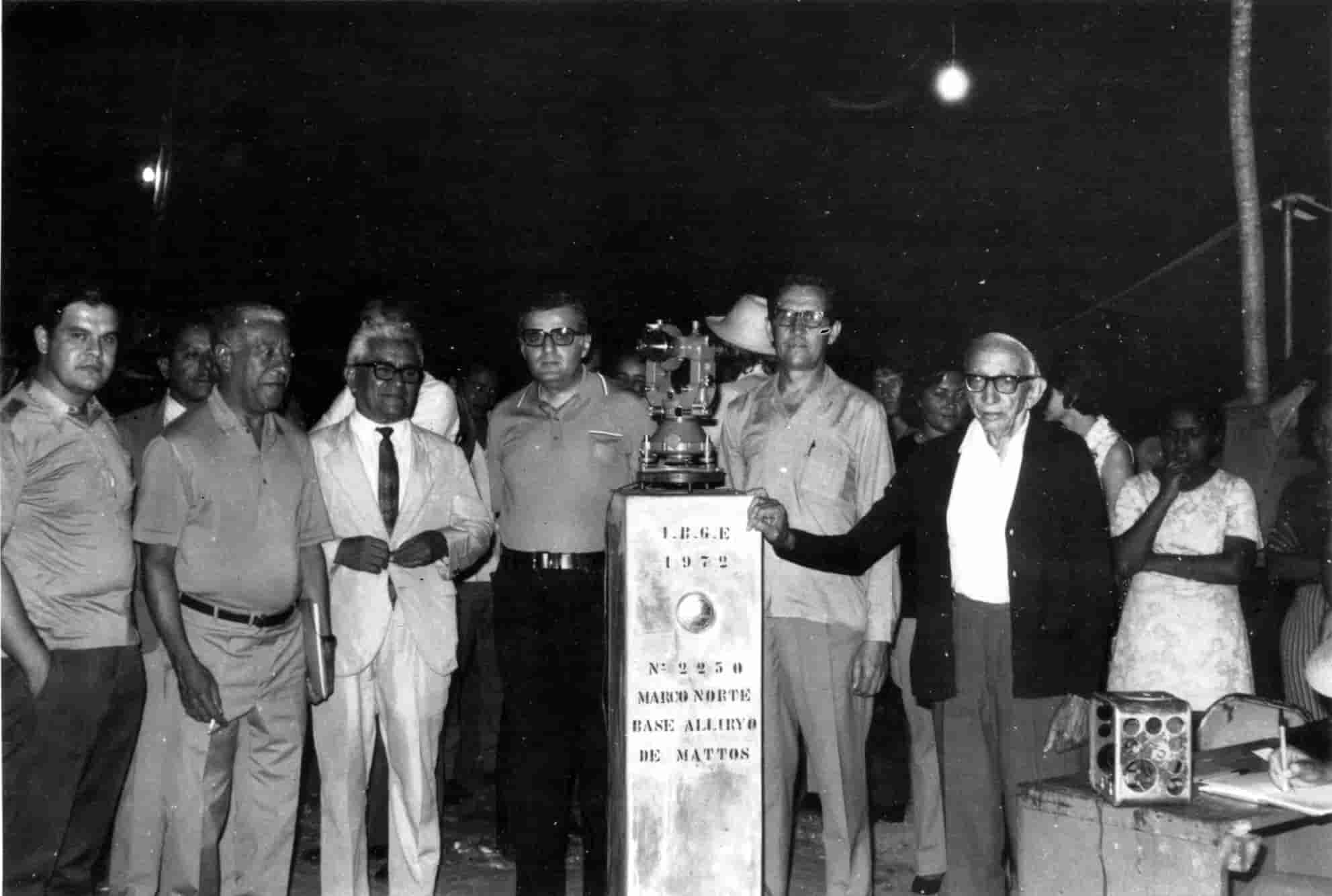 Inauguração do marco geodésico Allyrio de Mattos em 1972